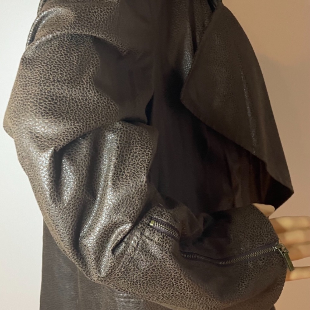 Vintage vegan brown snake printed brown jacket! - Picture 13 of 16